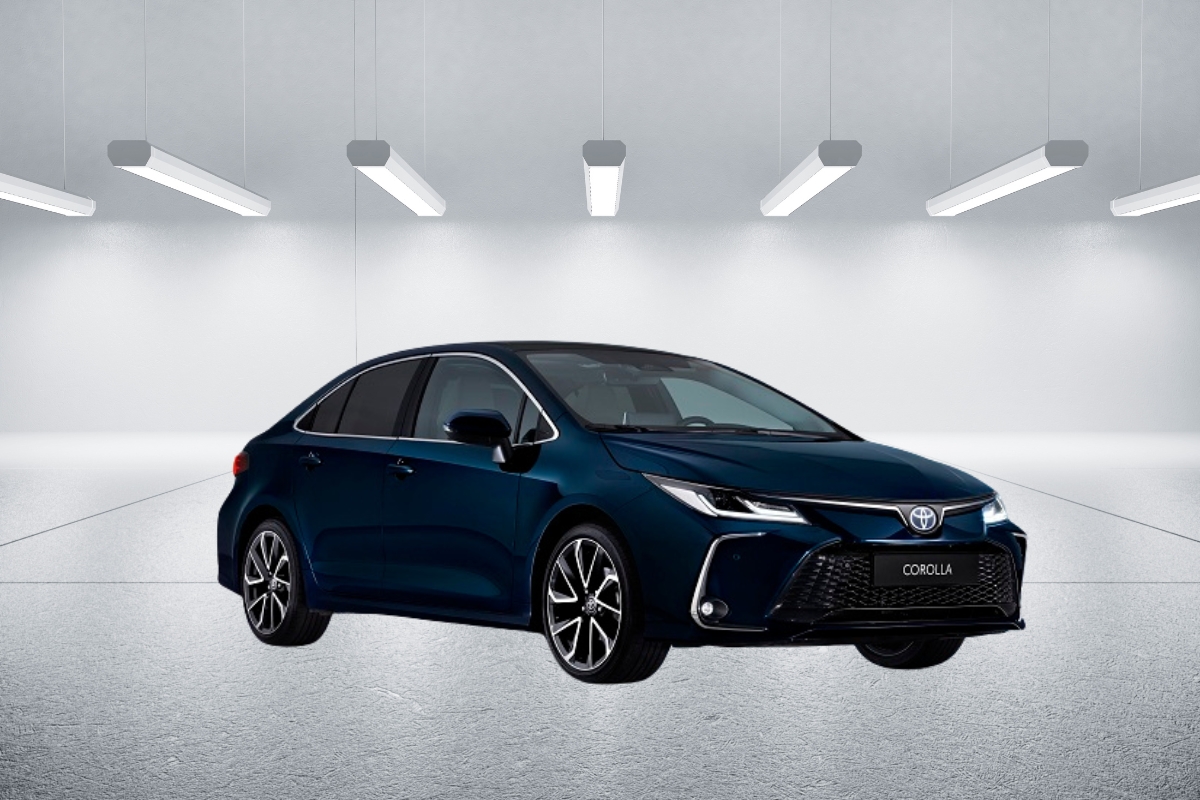 toyota corolla tamne boje